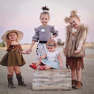 WINE Daphne Pleated Skirt